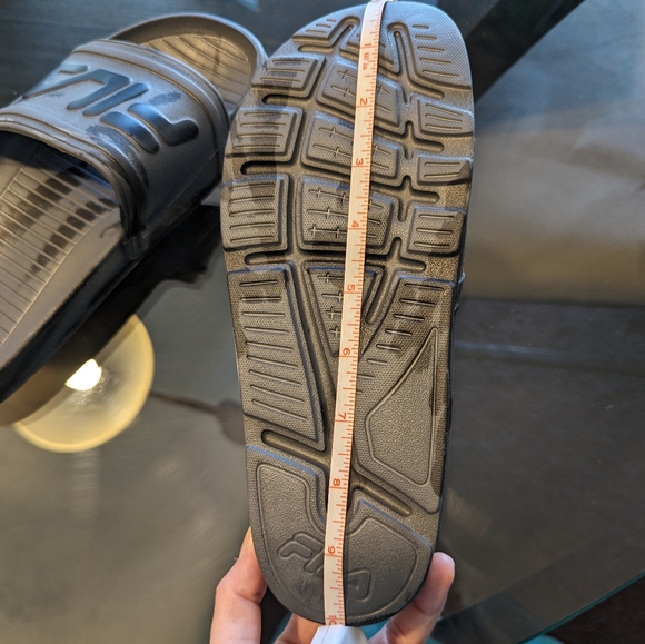 Boys Slides size 7 lot - Picture 12 of 16